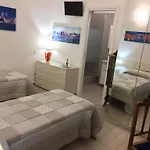 Oz Bed & Breakfast 3*