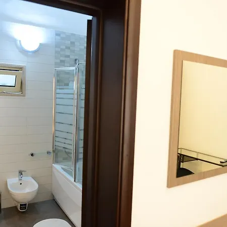 فندق مبيت وإفطار Oz باري