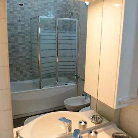 فندق مبيت وإفطار Oz 4*